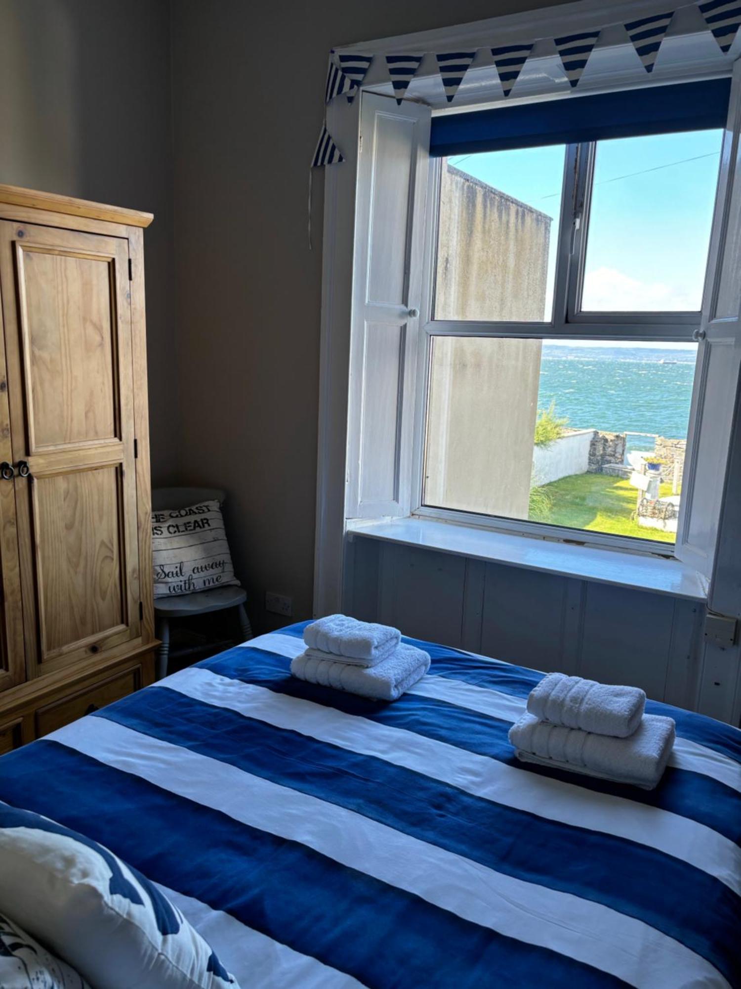 Splash Cottage Beach House With Sea Lapping Garden Bangor  Kültér fotó