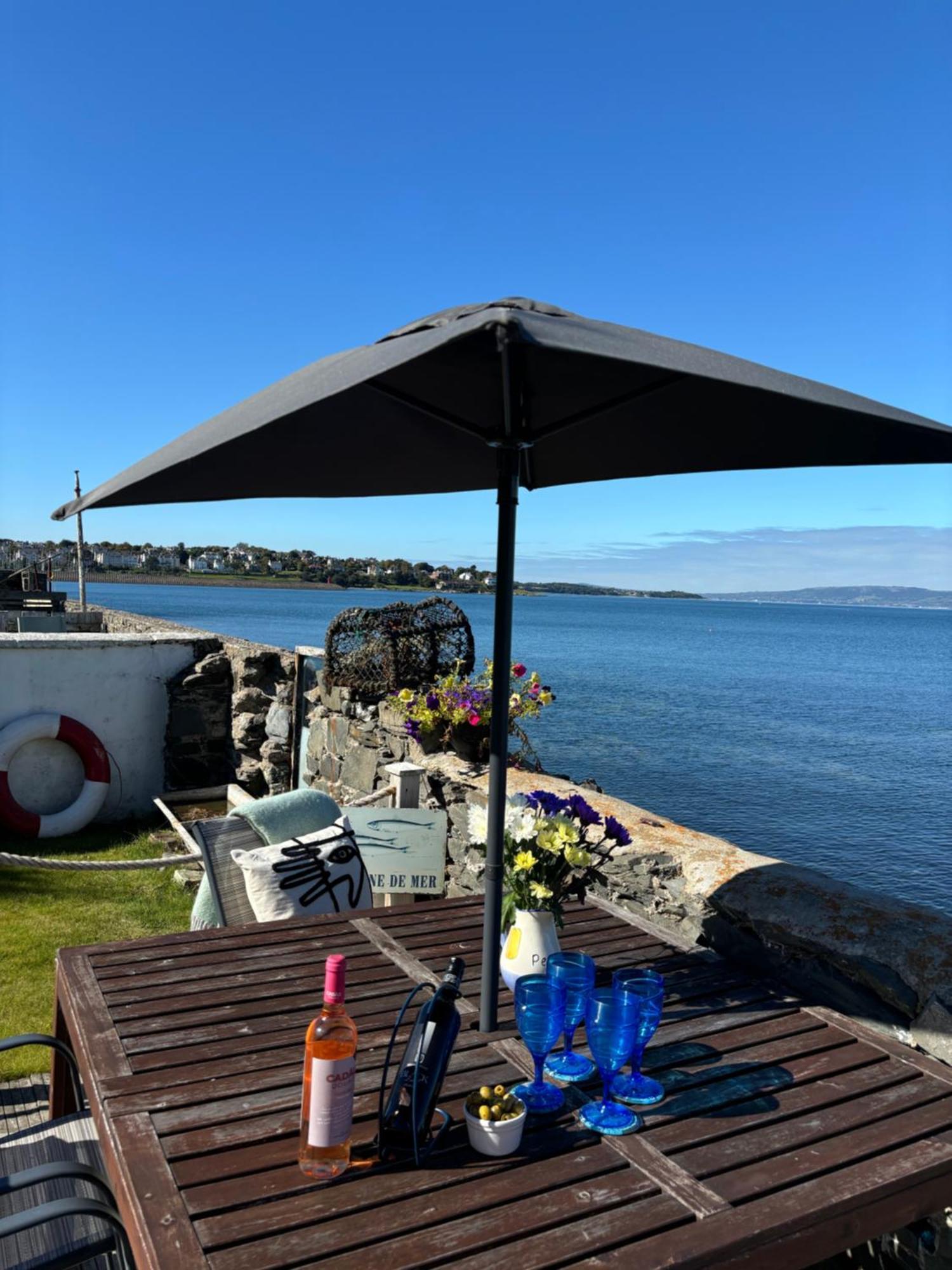 Splash Cottage Beach House With Sea Lapping Garden Bangor  Kültér fotó
